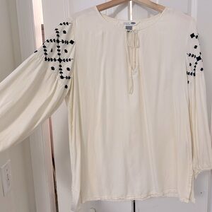 Old navy white cotton blouse